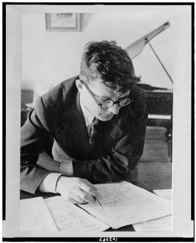 Исторически находки Снимка: Дмитрий Kamelia Шостакович,руски композитор, Музикант, пианист, на един Художник,1942